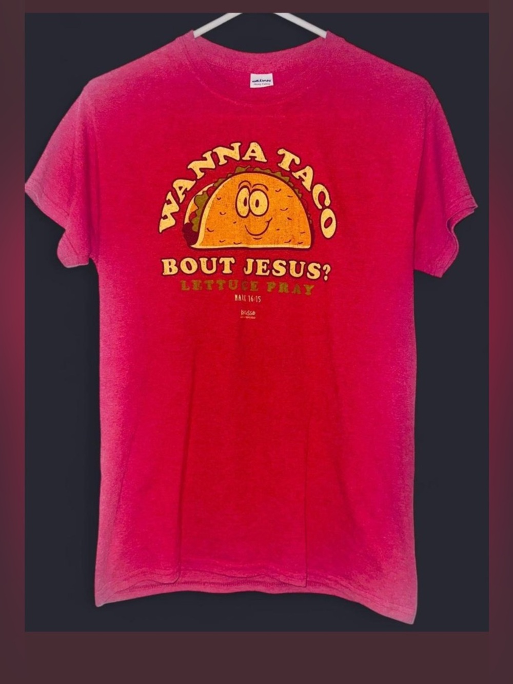 VTG Y2K GIkdan Red Graphic Tee w/Taco Wanna Talk About Jesus? Women’s SZ MED